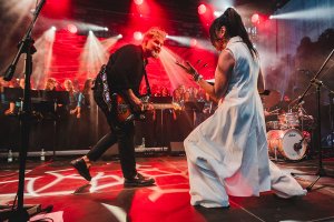 Organek &amp; Choir Of Maritime University Of Szczecin - The Tall Sh